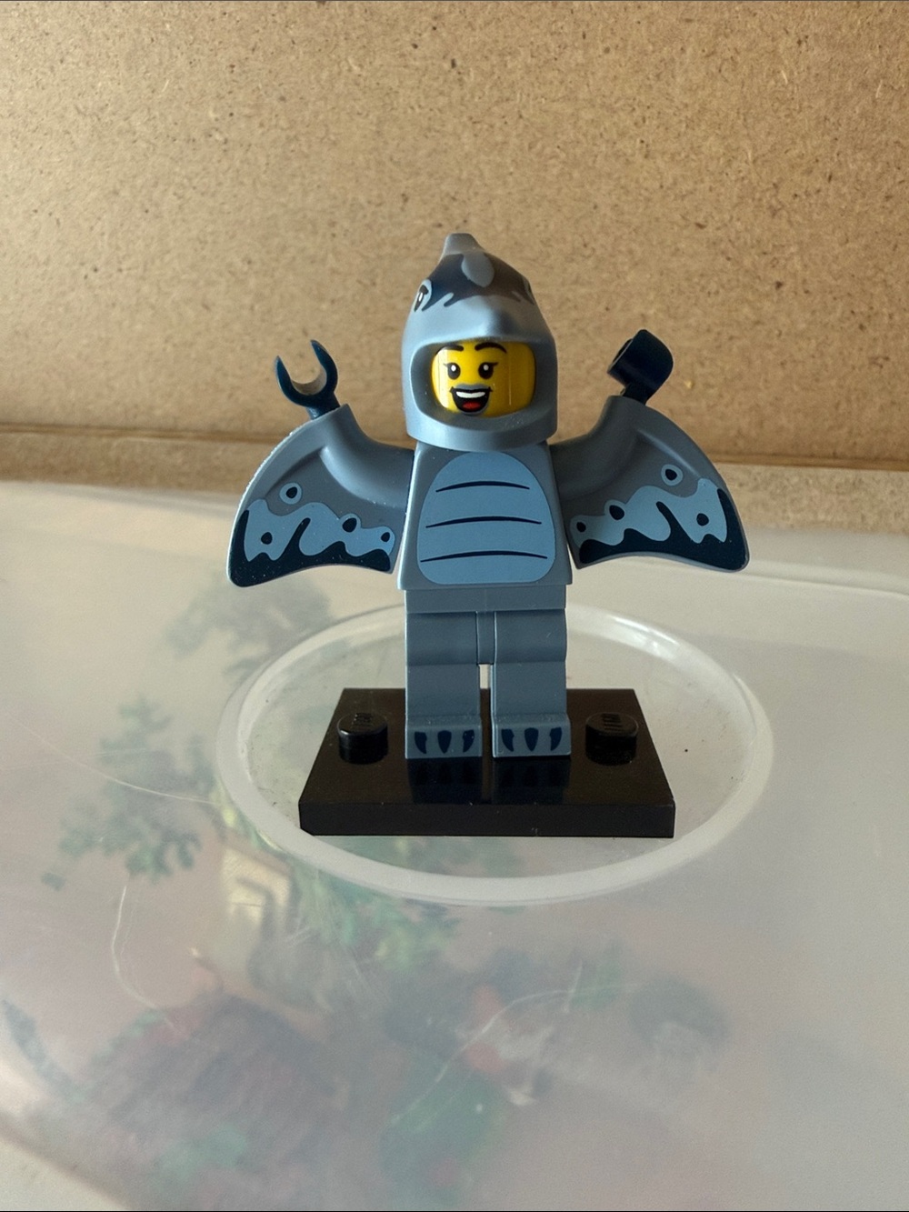 Lego Minifigures Series 27- Pterodactyl Costume Fan